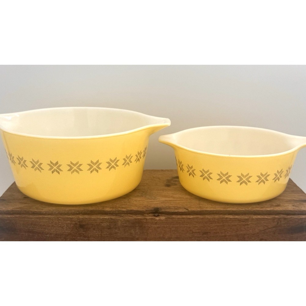 Pyrex Town & Country Brown & Yellow 474B 1.5 QT & 472 1.5 PT Casserole Dishes